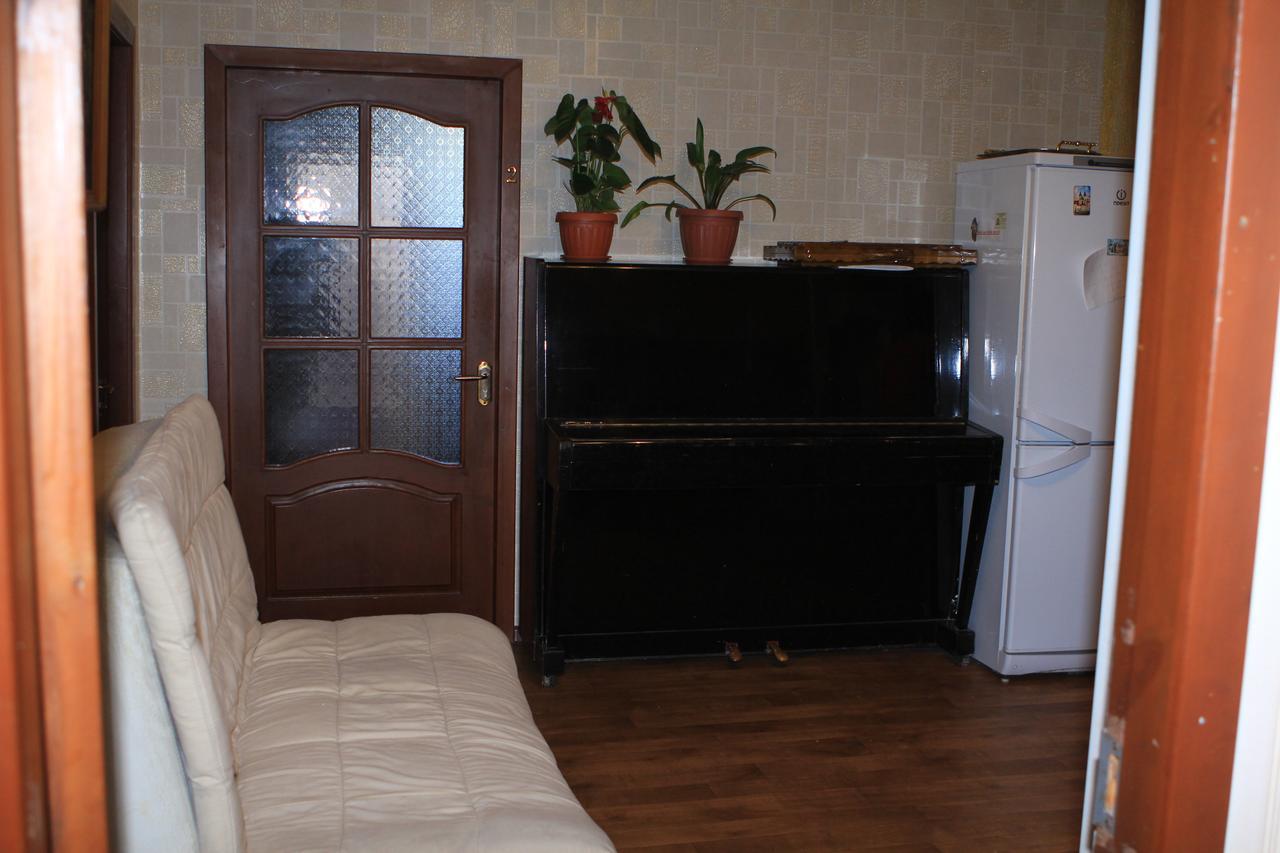 Holiday Hostel House Bishkek Exterior foto